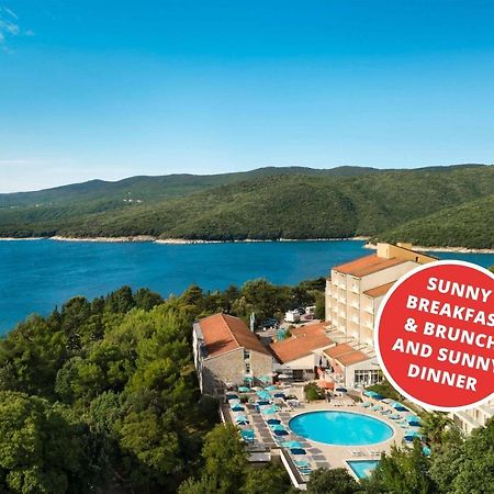 Miramar Sunny Hotel By Valamar Rabac Exterior foto