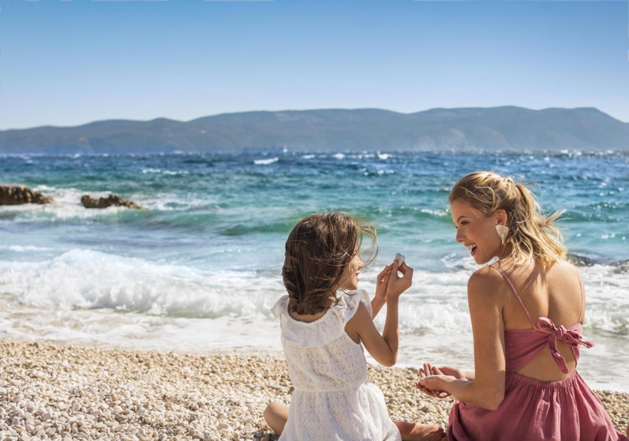 Miramar Sunny Hotel By Valamar Rabac Exterior foto