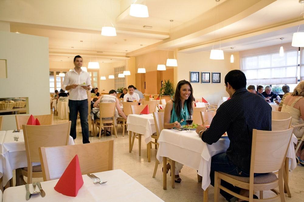 Miramar Sunny Hotel By Valamar Rabac Restaurante foto