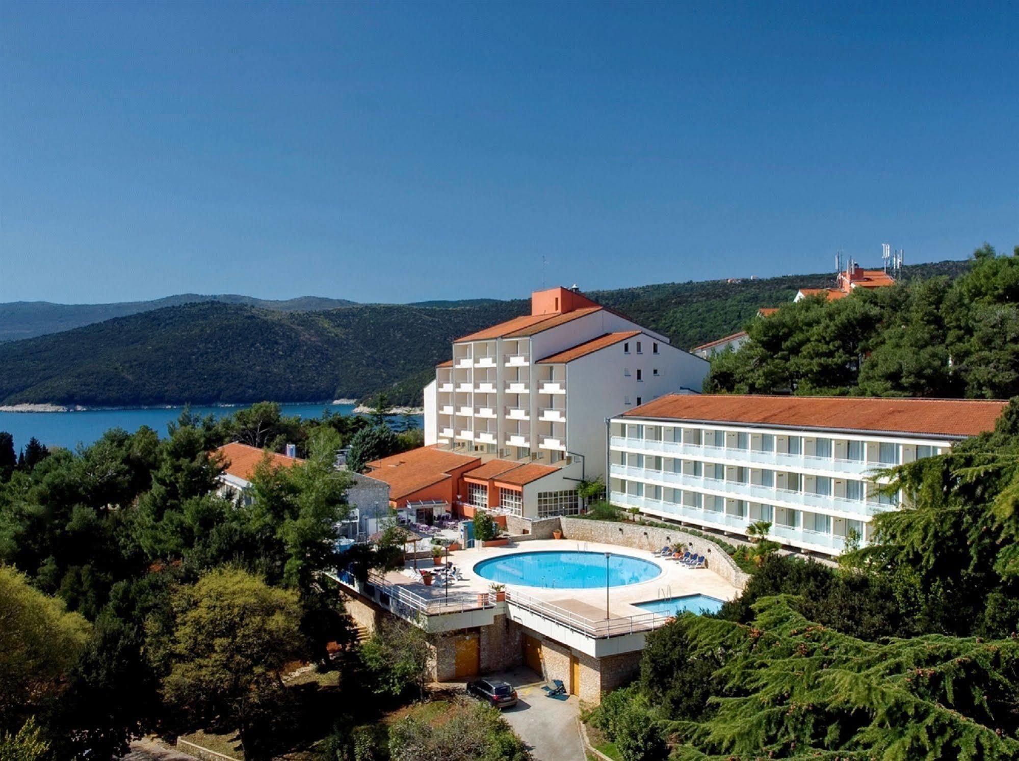 Miramar Sunny Hotel By Valamar Rabac Exterior foto