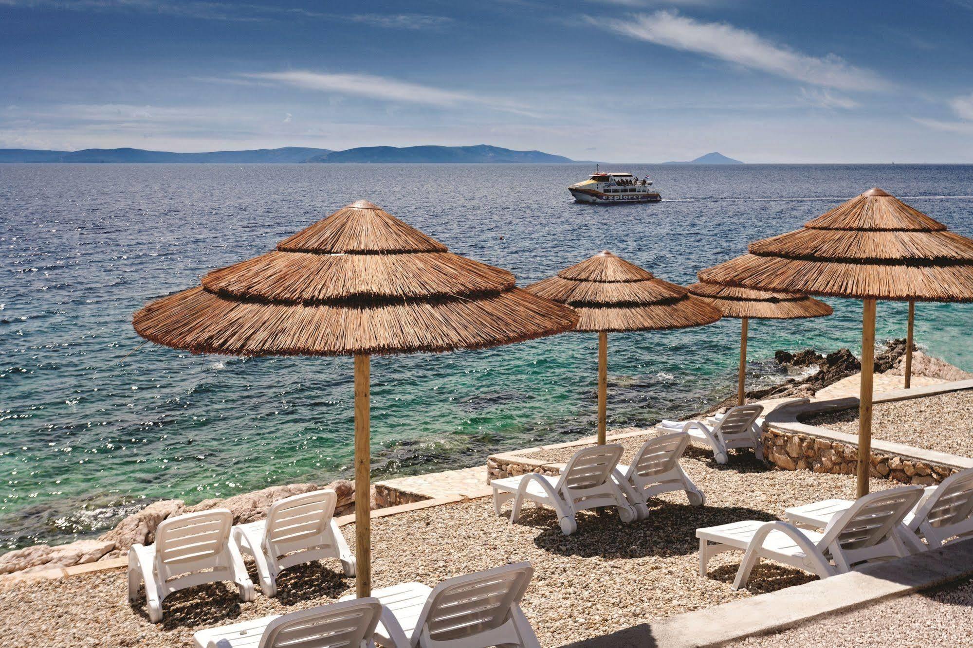 Miramar Sunny Hotel By Valamar Rabac Exterior foto